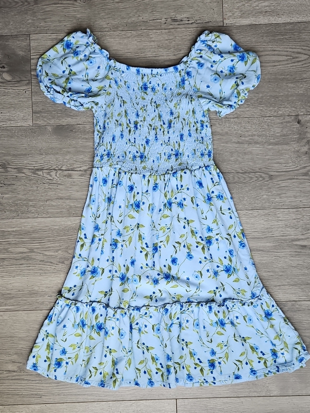 3/$6 Girls Smocked Bodice Floral Dress Size M 7/8 Blue